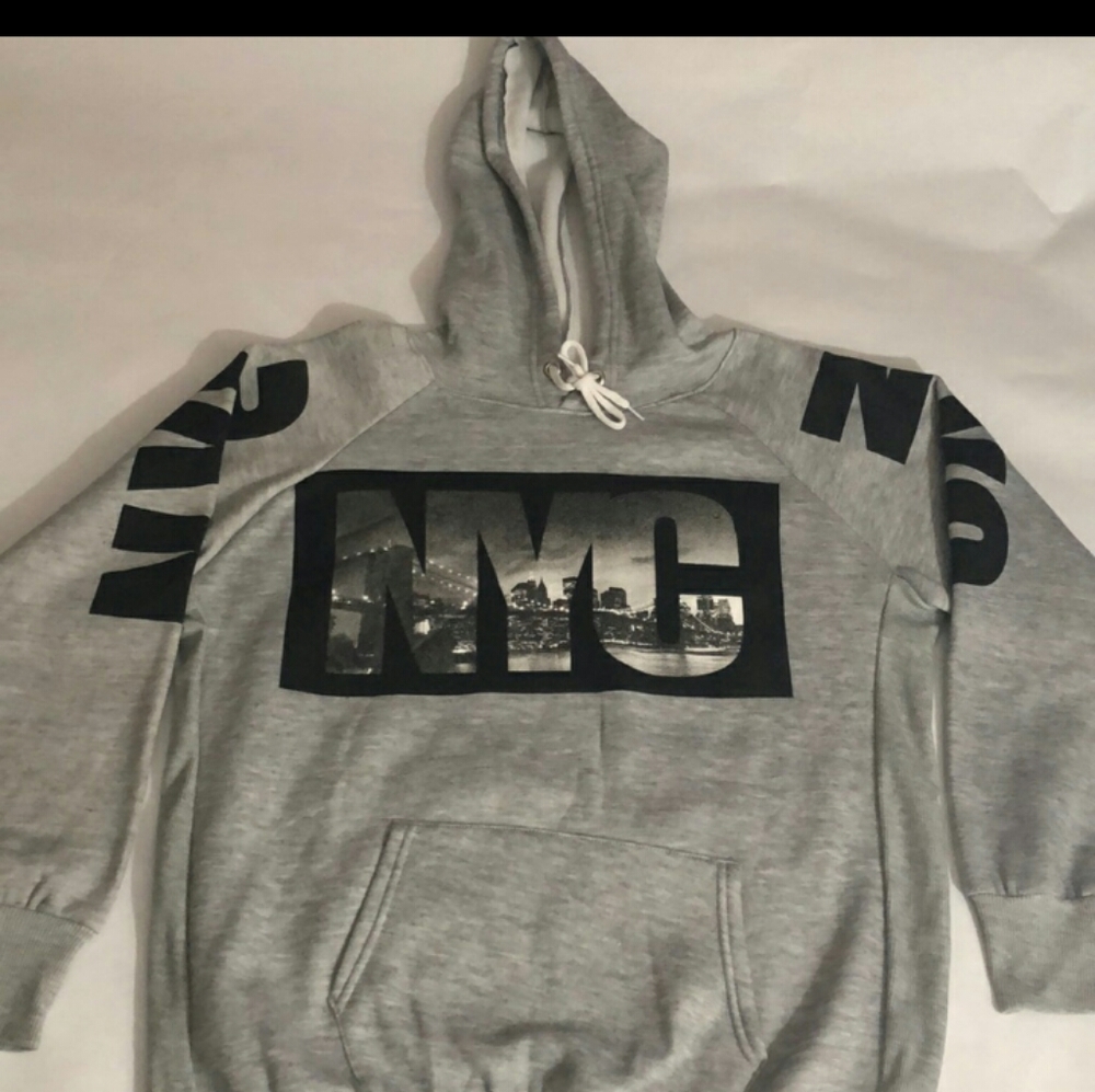 NYC sweat shirt